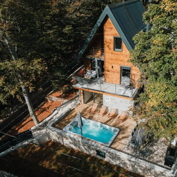 The Magic Forest - Holiday Home & Spa Zone Platak，位于Soboli的酒店