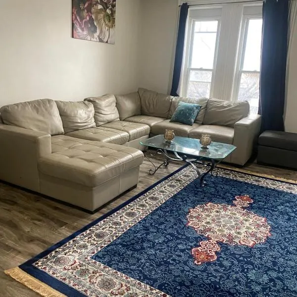 Downtown Apartment 6-7 people，位于鲍曼维尔的酒店