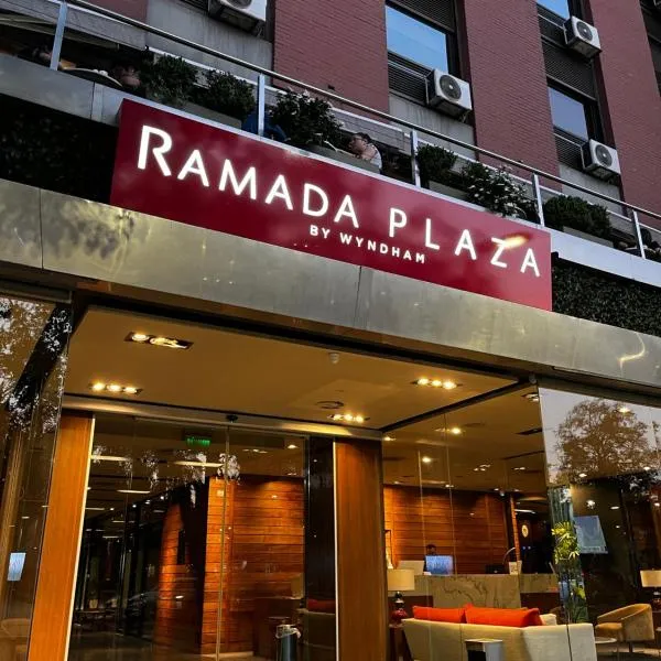 Ramada Plaza by Wyndham Tucuman，位于圣米格尔·德·图库玛的酒店