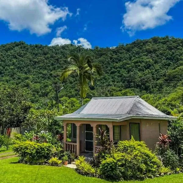 Talanoa Fales Accommodation，位于阿皮亚的酒店
