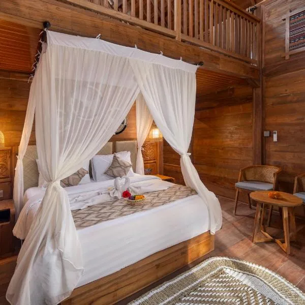 Kirani House - Joglo Villa Bali,位于Darmasaba的酒店