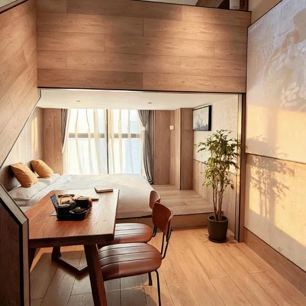 晨舍酒店 Chenshe Hotel Xiaonanmen Morning Market Branch of Xi'an Nanshaomen Subway，位于西安的酒店