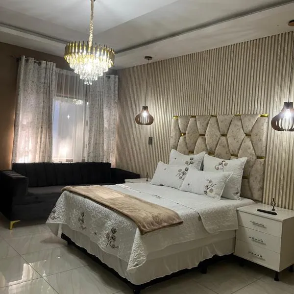 M & J Executive Suites，位于约翰内斯堡的酒店