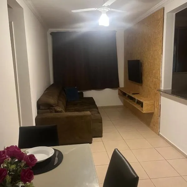 Apartamento Térreo a 6 Minutos do centro de Franca-sp，位于弗朗卡的酒店