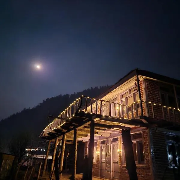 Shalom Guesthouse and Cafe，位于Kalgha的酒店