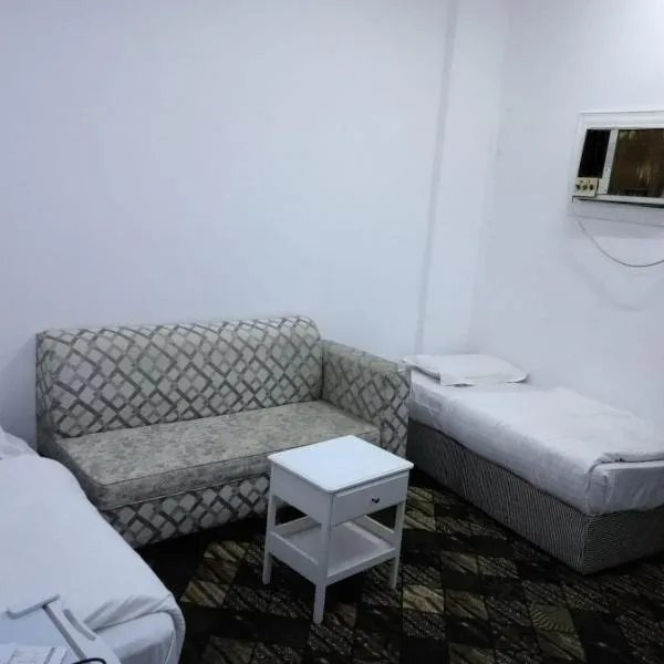 فندق غولشأن مدينه Hotel Gulshane Madina，位于Ar Rayn的酒店