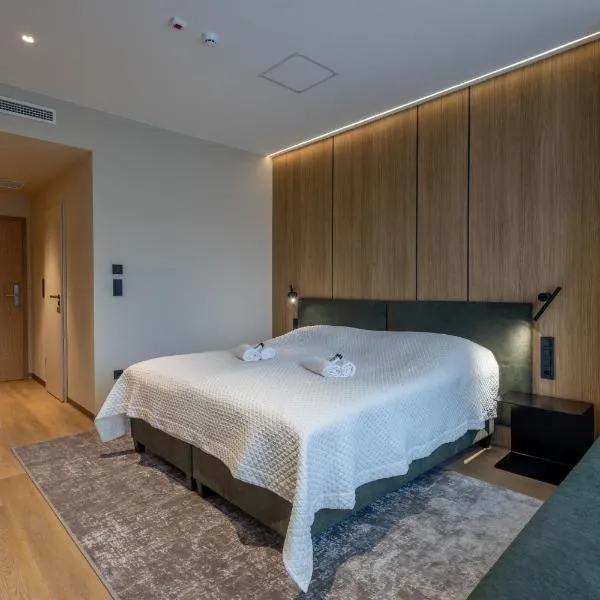 Lajvér Borbirtok，位于Szálka的酒店