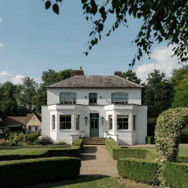 Tewinbury Farm Hotel，位于Tewin的酒店