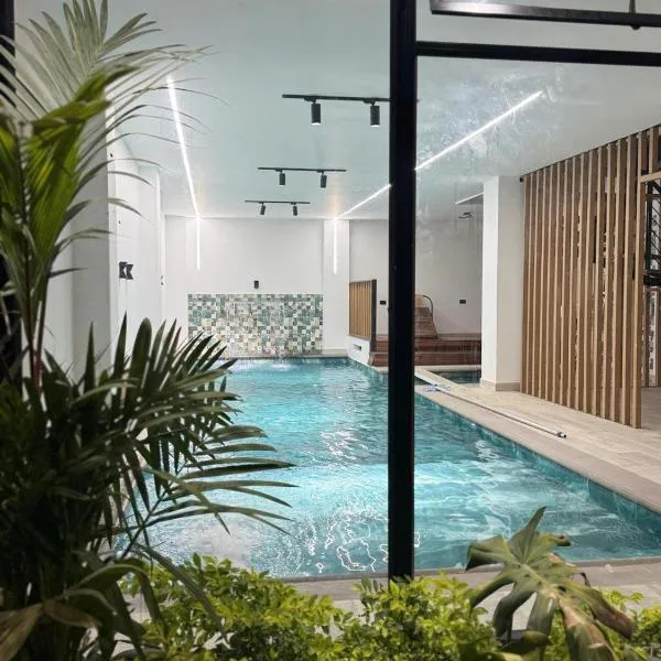 View Theras Hotel，位于多拉代尔的酒店