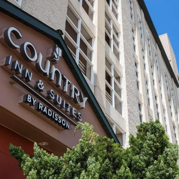 Country Inn & Suites by Radisson, Virginia Beach Oceanfront，位于弗吉尼亚海滩的酒店