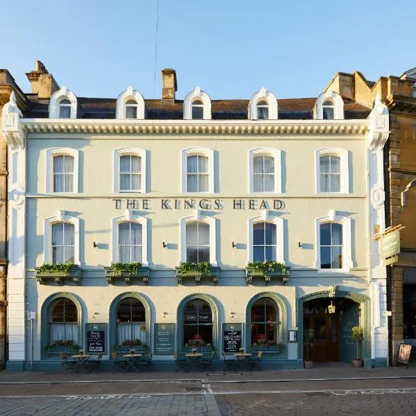 Kings Head Hotel，位于赛伦塞斯特的酒店