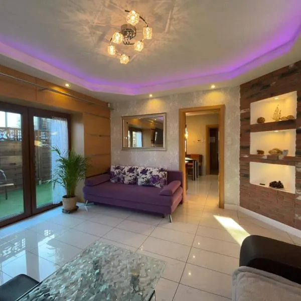 Apartament z sauną, wanną, 46m2, ASENATA Ustroń Centrum，位于乌斯特龙的酒店