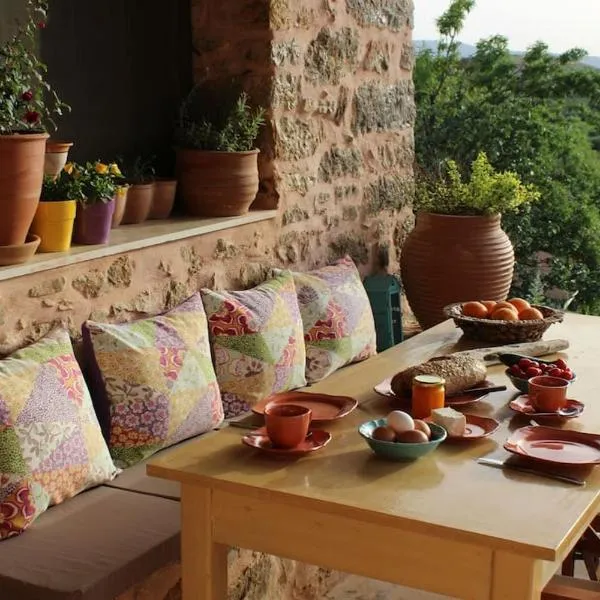 Orgon Farm Country Houses,位于Apóstoloi的酒店
