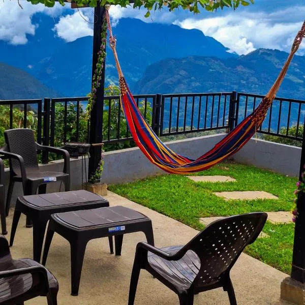 Casa la Colina，位于Macanal的酒店