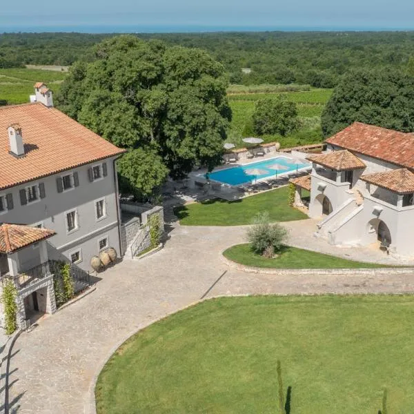 San Tomasini Heritage Hotel，位于维斯尼安的酒店