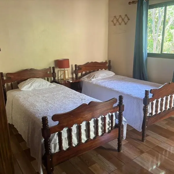 Jardines del Golfo，位于Lepanto的酒店