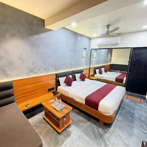 Hotel The Avanta - Gandhinagar，位于甘地讷格尔的酒店