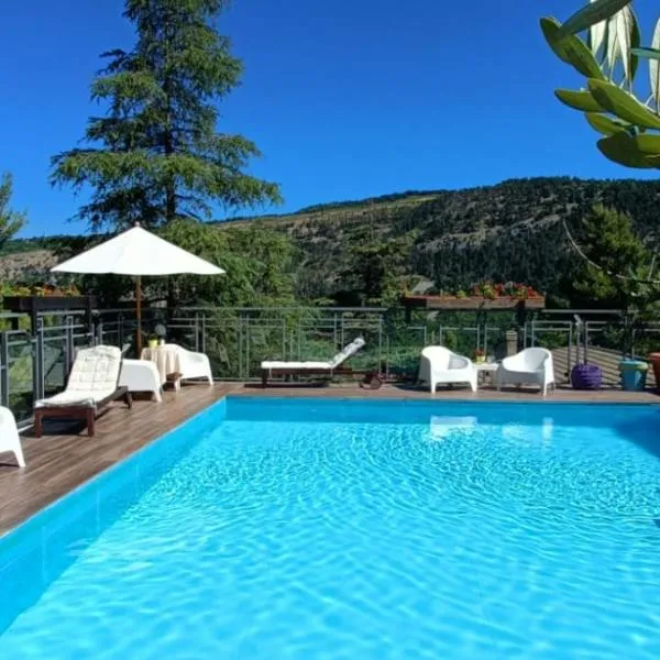 HOTEL ARIMANNIA Depandance，位于卡拉马尼科泰尔梅的酒店