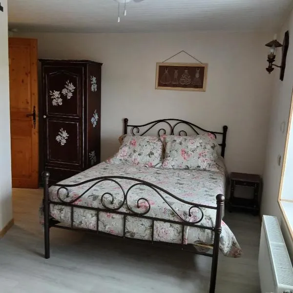 La cabane de lancelot Chambre Charmante，位于Laperrière-sur-Saône的酒店