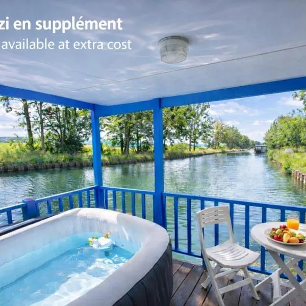 Cottage flottant Terrasse Jacuzzi privé en supplément près Dijon，位于Ouges的酒店