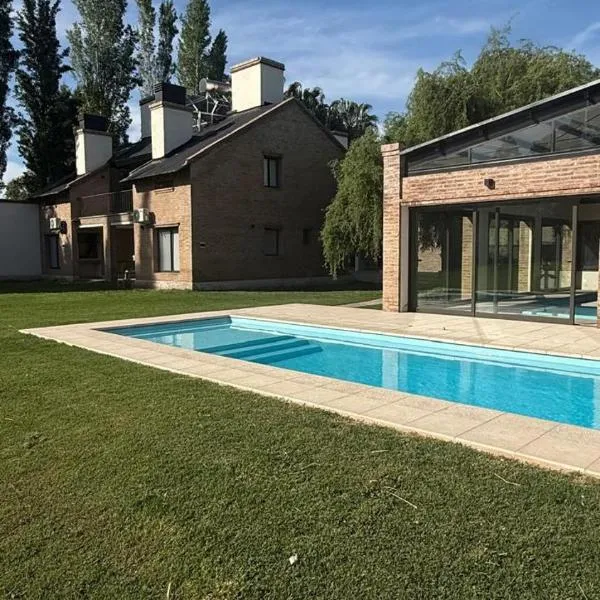 Terroir Village - Complejo en Mendoza，位于瓜伊马延的酒店