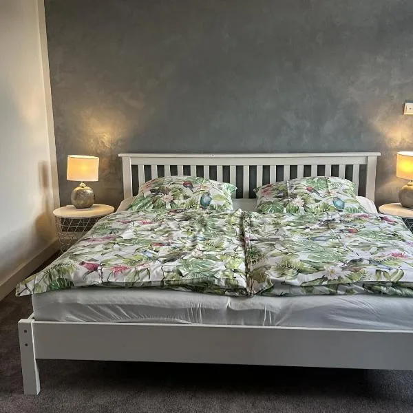 Hostel Clausen，位于Hankensbüttel的酒店