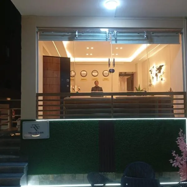 transit 64 hotel，位于开罗的酒店