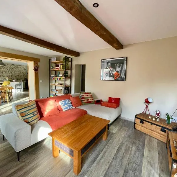 Maison de Campagne aux pieds des Pyrénées,位于Lanne的酒店
