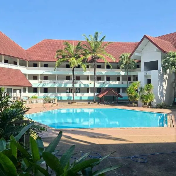 Pailyn Hotel Sukhothai，位于素可泰的酒店