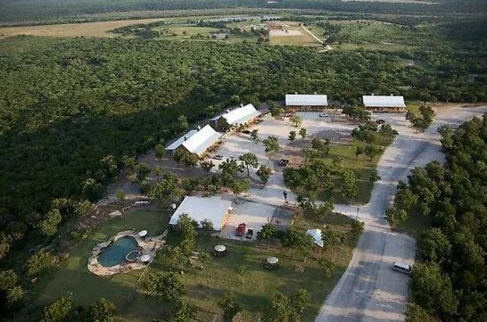 Wildcatter Ranch and Resort，位于Graham的酒店