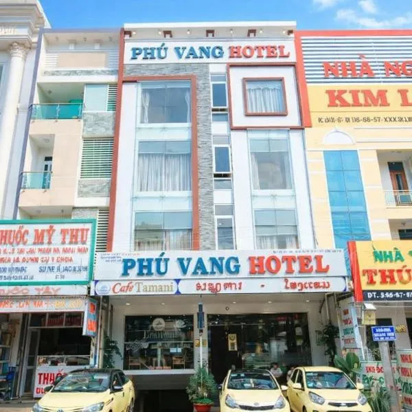 Phú Vang Hotel Pleiku,位于波来古市的酒店