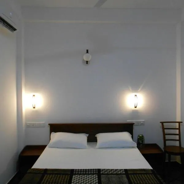 罗德里戈住宿加早餐旅馆，位于尼甘布的酒店