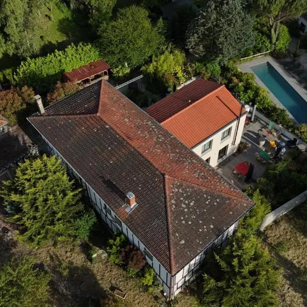 Hostelry private restaurant，位于伊居利的酒店