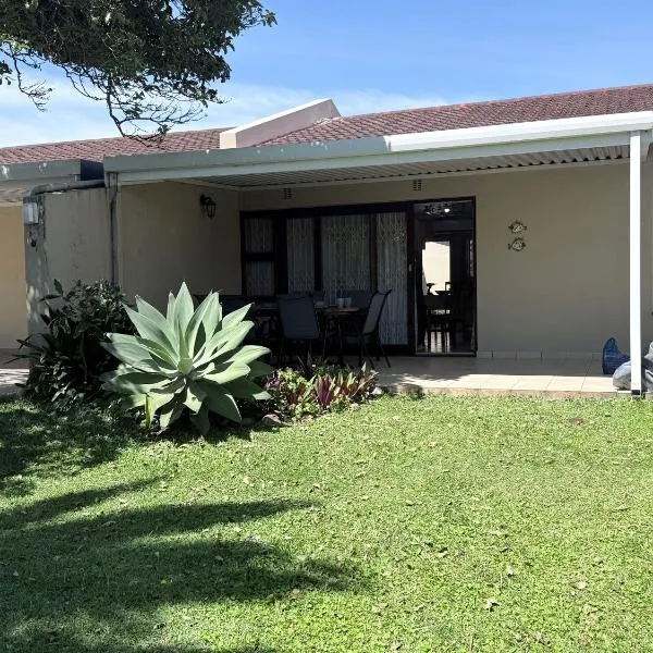 Aloha Sands Scottburgh，位于斯科特堡的酒店