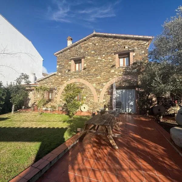 Casa Rural La Almazara Del Cristo，位于Serradilla的酒店