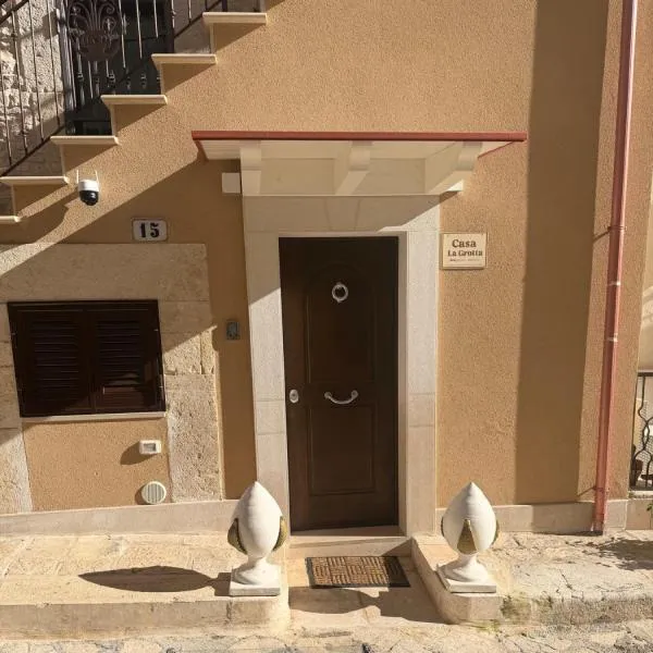 Casa La Grotta，位于比通托的酒店