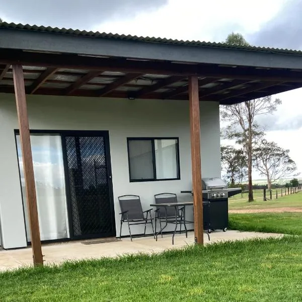 Hanger Ridge Cabin，位于Goodger的酒店