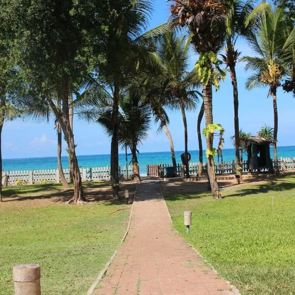 Royal Wave, Beachfront, Nilaveli，位于亭可马里的酒店
