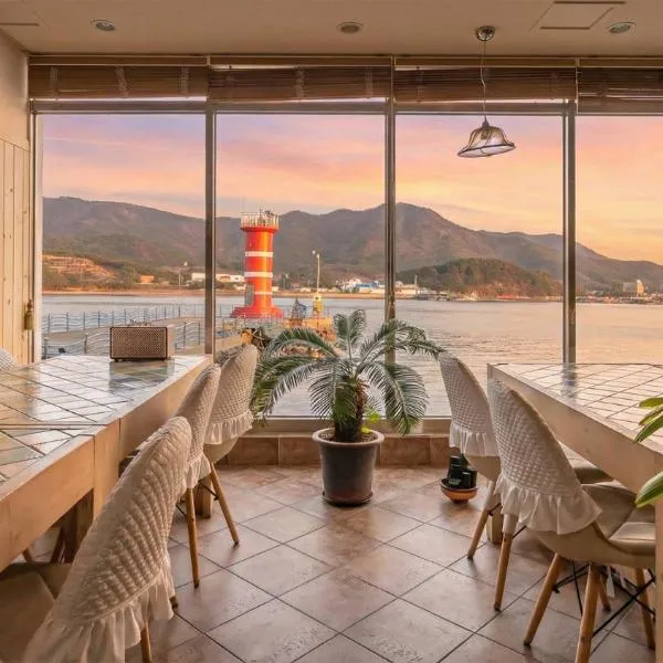 tongyeong haegando pension，位于统营市的酒店