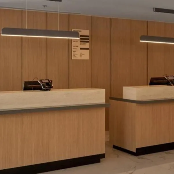 奥兰多机场智选假日套房酒店-米尔斯购物中心，位于库卡蒙格牧场的酒店