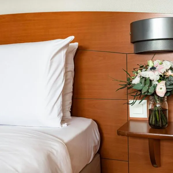 北雷恩基利亚德酒店，位于雷恩的酒店