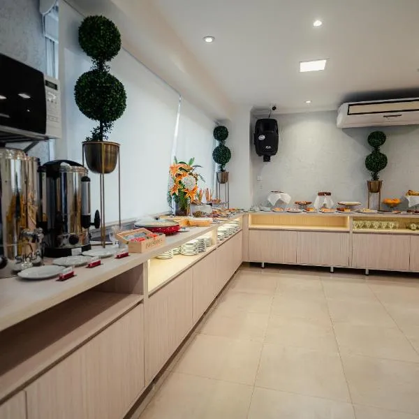 Hotel Batista，位于波萨达斯的酒店