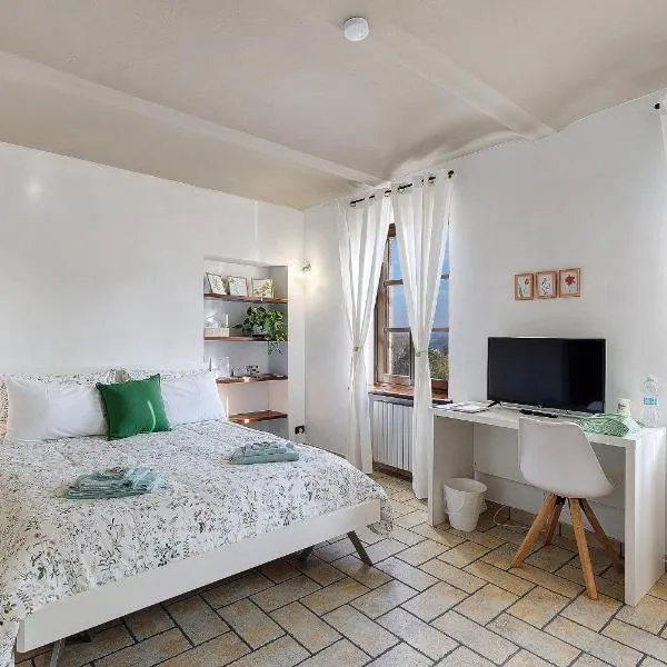 B_B La Rugiada，位于Tigliole的酒店