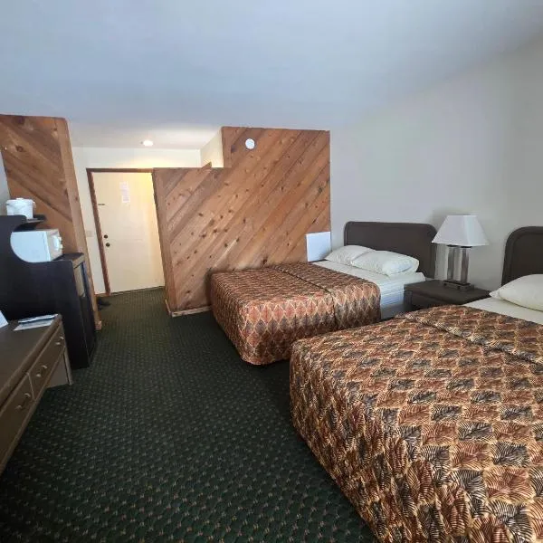 Timber Inn，位于Phillips的酒店