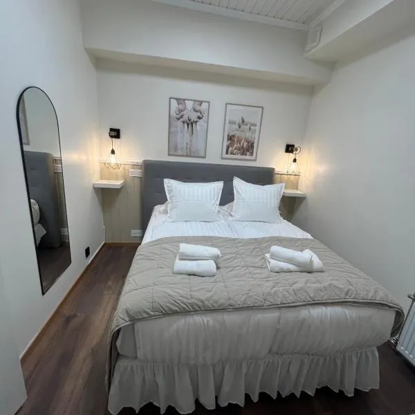 Oxbackens Hotell & Café，位于韦斯特罗斯的酒店