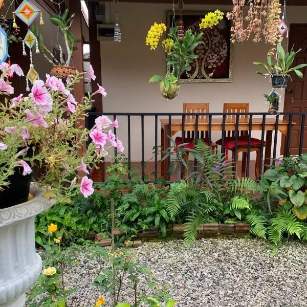K Khan Chiang Khan Walking Street Garden Home，位于清刊的酒店