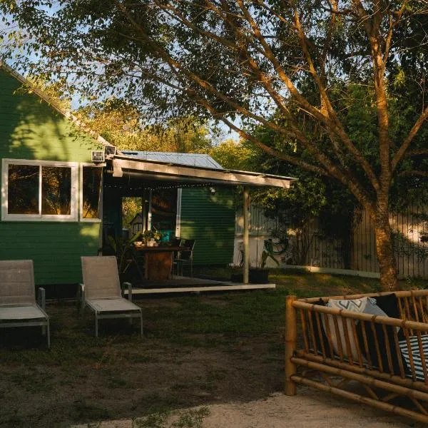 Three Palms - Beach Front Tiny House by SP Villa，位于苏梅岛的酒店