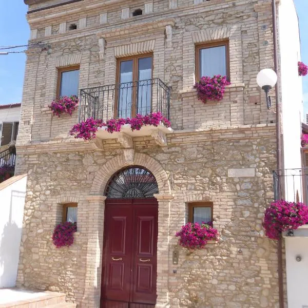 La Casa Del Palombaro，位于Poggiofiorito的酒店