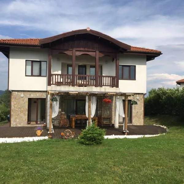 Villa Dreams in Golf Club Ibar，位于道那班亚的酒店