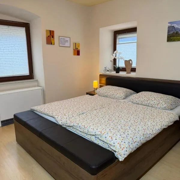 Großzügiges Haus in Moselnähe，位于诺伊马根-德赫龙的酒店